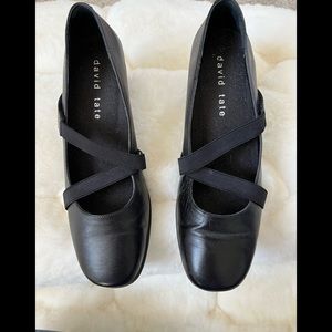 DAVID TATE SLIP ON WITH ELASTIC STRAP